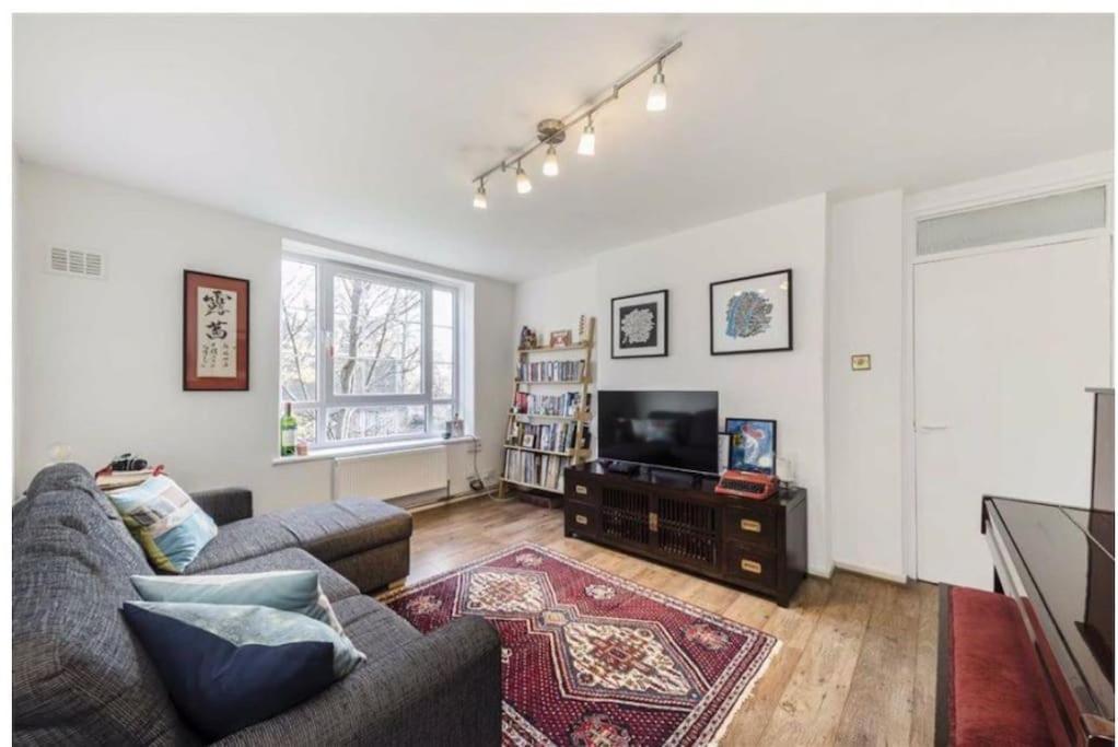 Spacious 2 Bedroom Flat In Central ロンドン エクステリア 写真